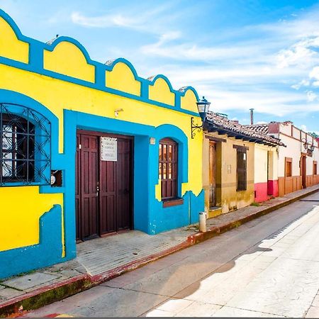 Corazon Corteza San Cristobal de las Casas Bagian luar foto